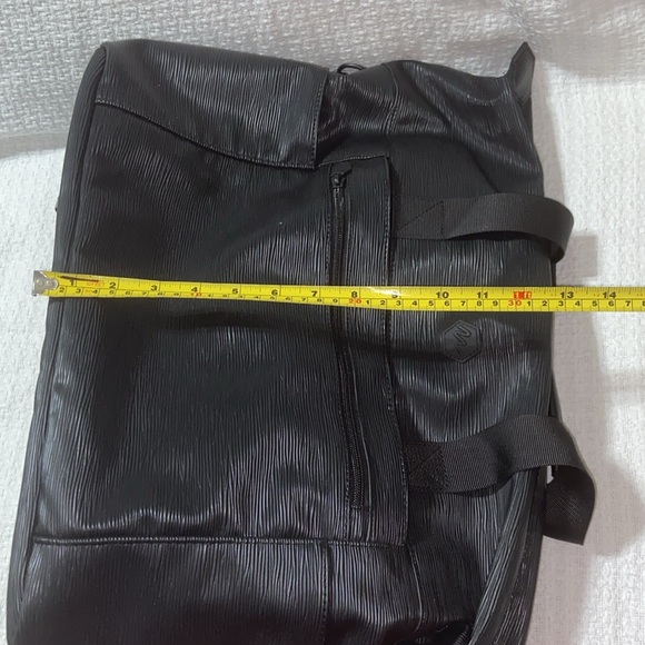 RARE Like new Modiv Carry-All large Tote Bag Black - Picture 13 of 16